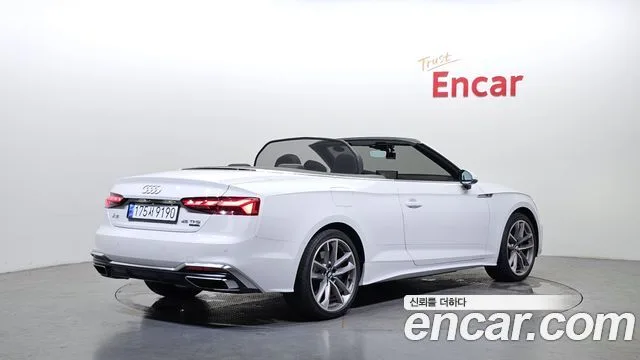 아우디 A5 (F5)