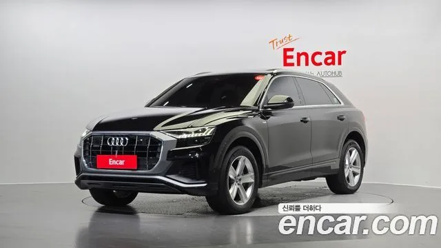 아우디 Q8 (4M)