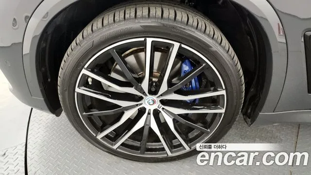 BMW X5 (G05)