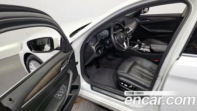 BMW 5시리즈 (G30)