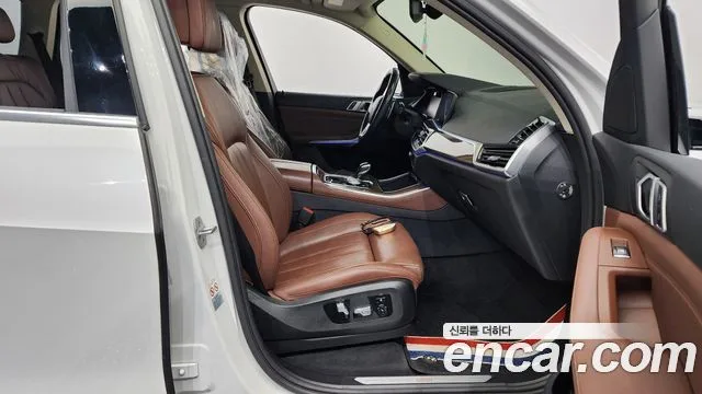 BMW X5 (G05)