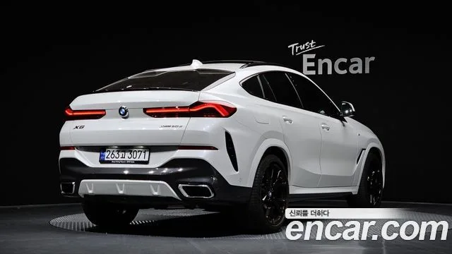BMW X6 (G06)