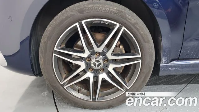 벤츠 V-클래스