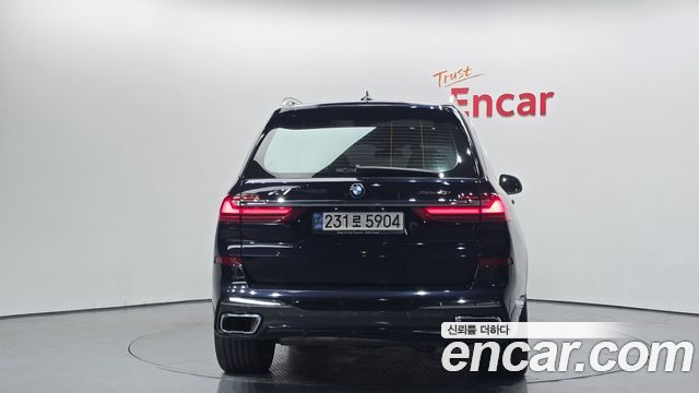 BMW X7 (G07)