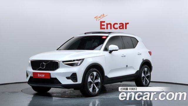 볼보 XC40