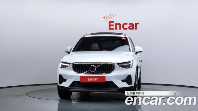 볼보 XC40