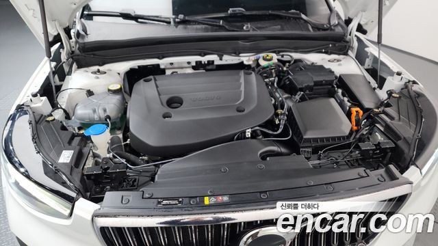 볼보 XC40