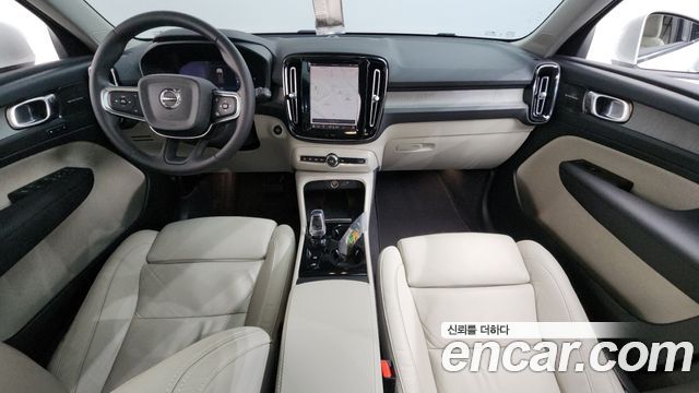 볼보 XC40