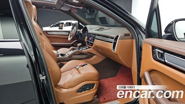 포르쉐 카이엔 (PO536)