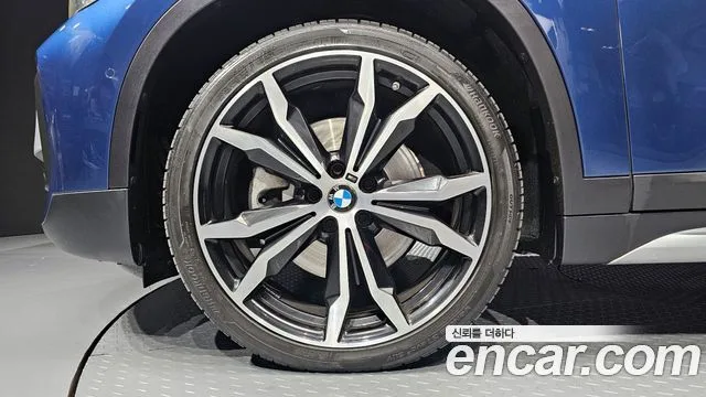 BMW X1 (F48)
