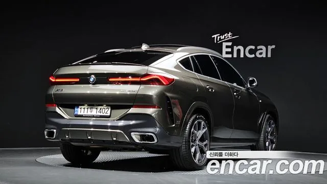 BMW X6 (G06)