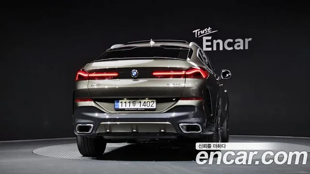 BMW X6 (G06)