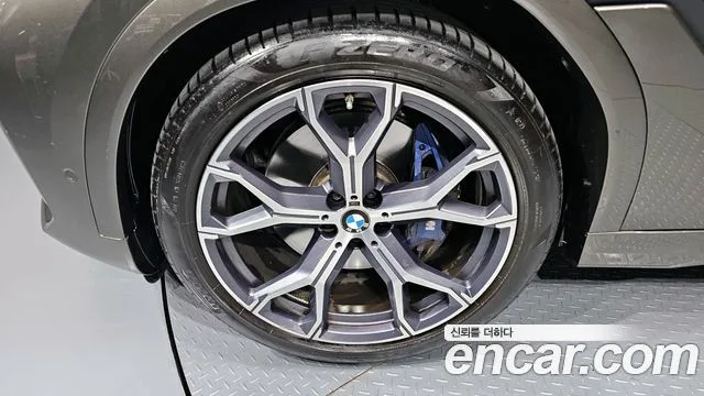 BMW X6 (G06)