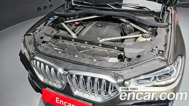 BMW X6 (G06)