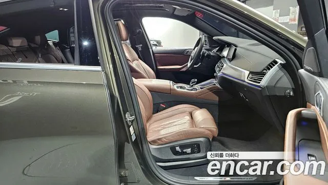 BMW X6 (G06)