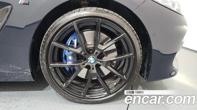 BMW 8시리즈 (G15)