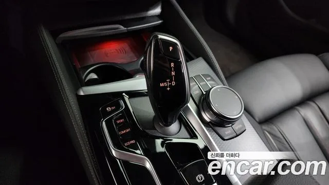 BMW 5??? (G30)