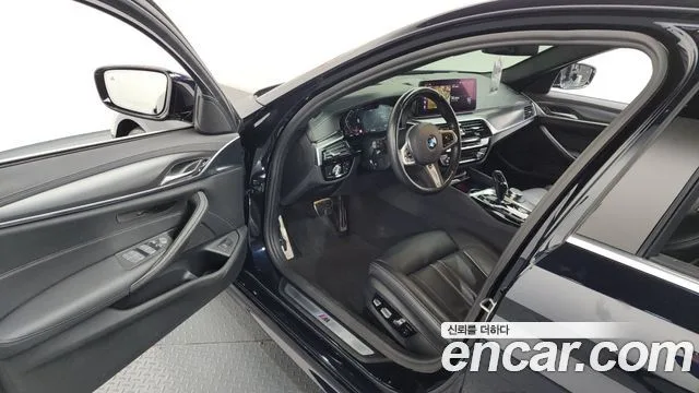 BMW 5??? (G30)