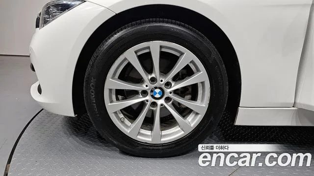 BMW 3시리즈 (F30)