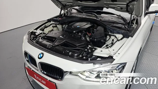 BMW 3시리즈 (F30)