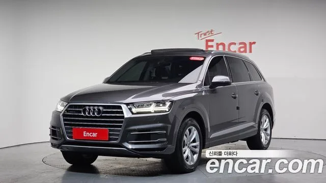 아우디 Q7 (4M)