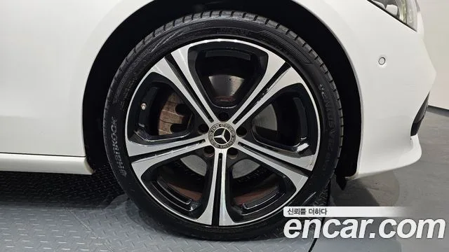 ?? C-??? W206