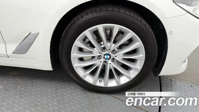 BMW 5시리즈 (G30)
