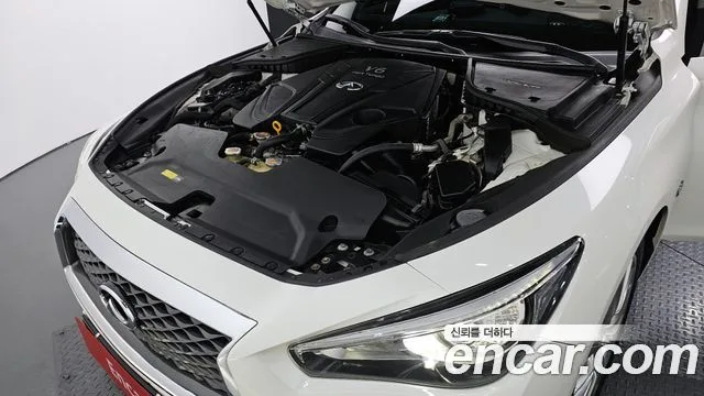 인피니티 Q50