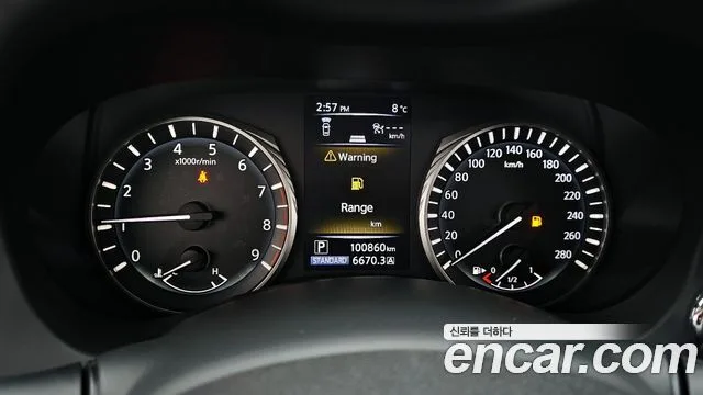 인피니티 Q50