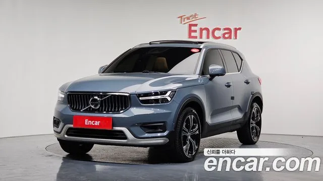볼보 XC40
