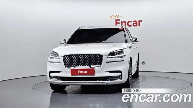 링컨 에비에이터 2세대