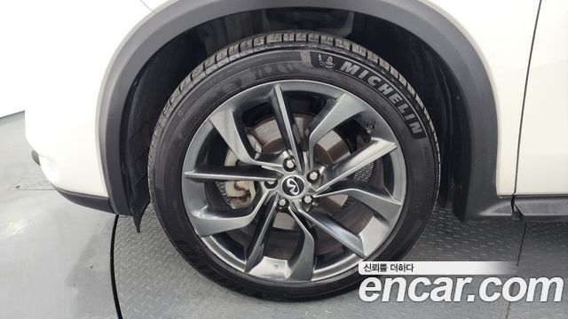 인피니티 QX50 (P71A)