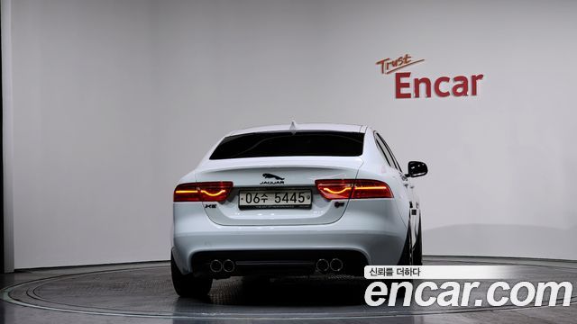 재규어 XE