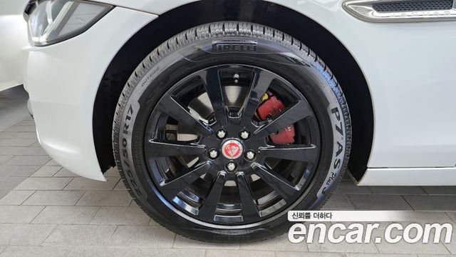재규어 XE