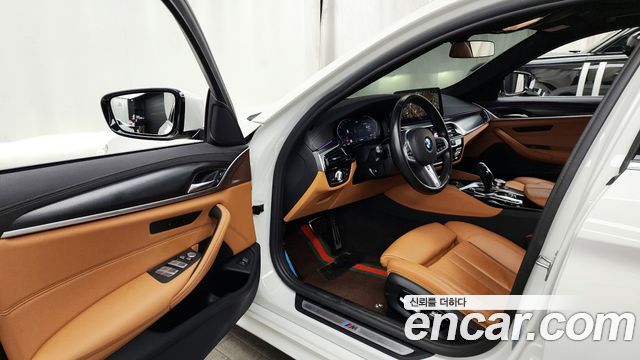 BMW 5시리즈 (G30)