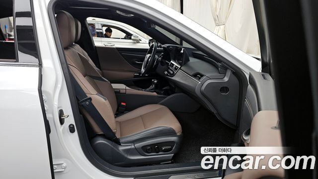 렉서스 ES300h 7세대