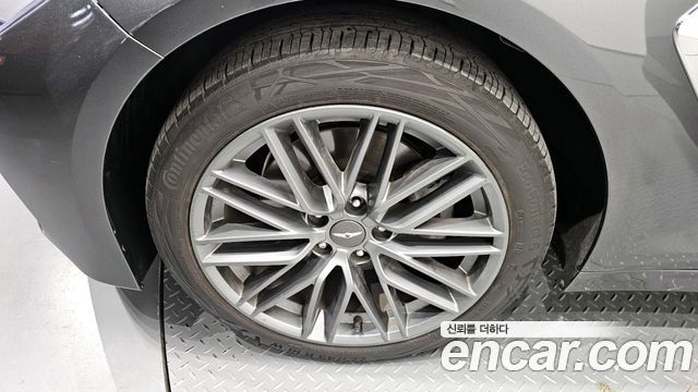 제네시스 G70
