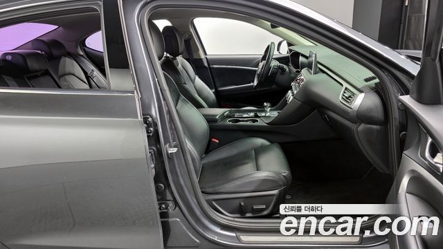 제네시스 G70