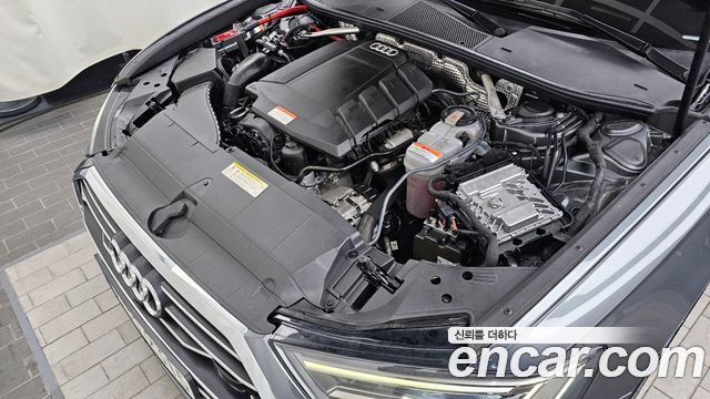 아우디 A6 (C8)