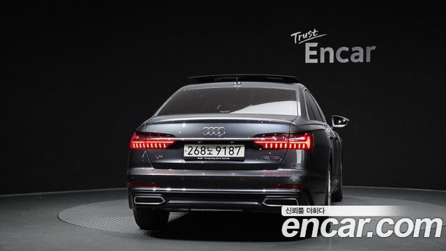 아우디 A6 (C8)