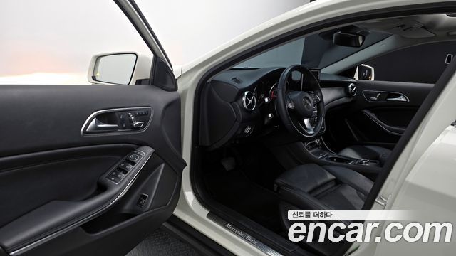 벤츠 GLA-클래스 X156