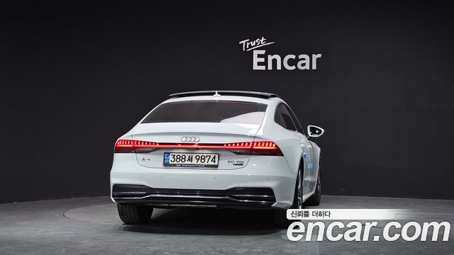 아우디 A7 (4K)