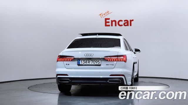 아우디 A6 (C8)
