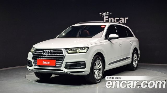아우디 Q7 (4M)