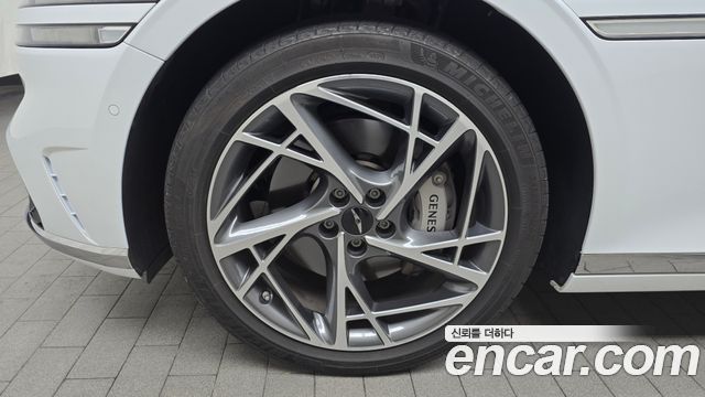 제네시스 G90 (RS4)