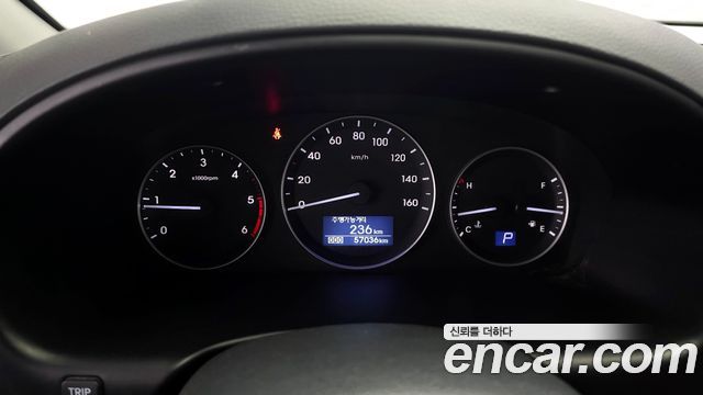 현대 더 뉴 그랜드 스타렉스