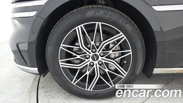 제네시스 G90 (RS4)