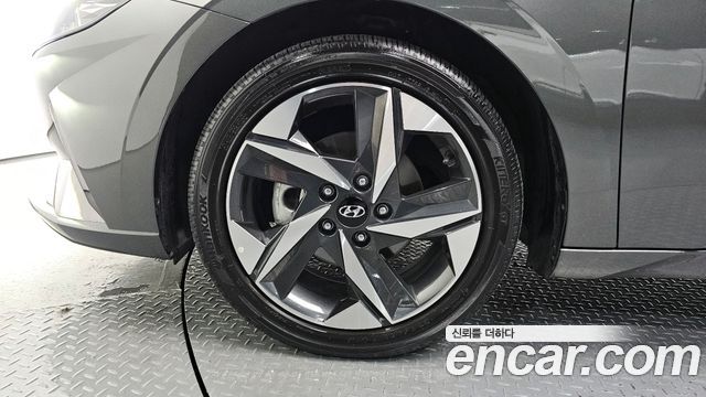 현대 아반떼 (CN7)