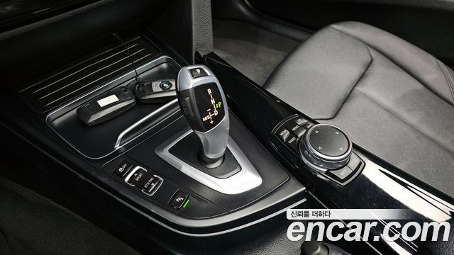 BMW 3시리즈 (F30)