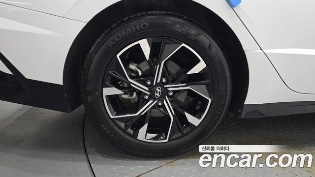 현대 쏘나타 디 엣지(DN8)